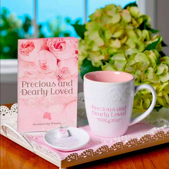 Precious & Dearly Loved Ceramic Coffee Mug and Devotional Book Set - Picture 4 of 6